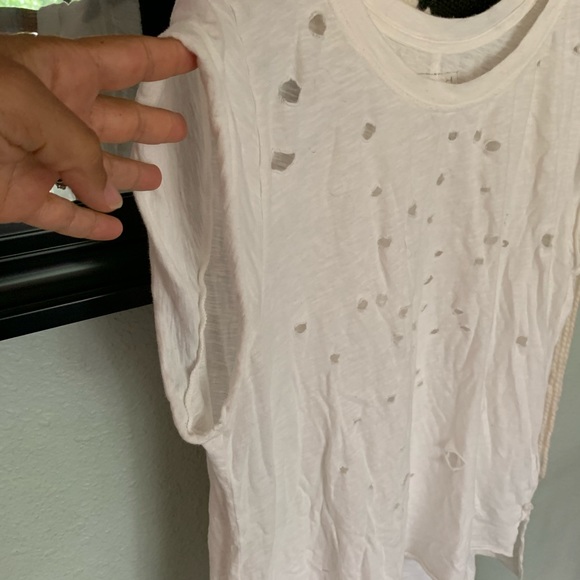 Free People cut out muscle tee size Medium - Picture 3 of 8